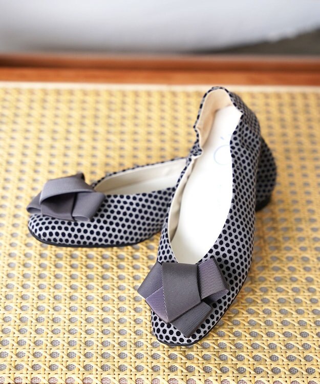 nouvelleRobe Oū サイズ追加【本革・高反発】Big Ribbon スクエアトゥ パンプス グレーコンビ