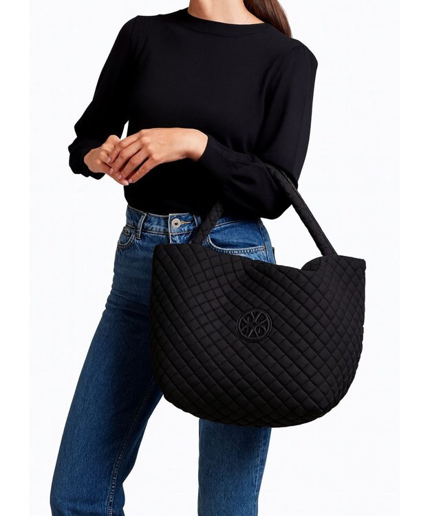 BONTRE 【UNISA/ウニサ】大容量キルティングバッグ/ZROSELLA ブラック