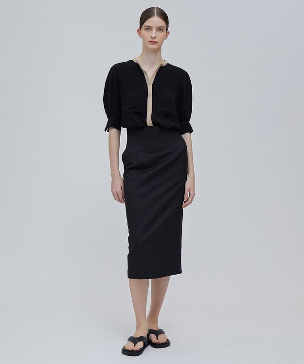 BEIGE， CLAUDE / Iラインスカート Black