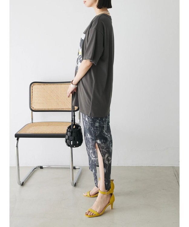 Green Parks レトロフラワーロゴ入りプリントＴシャツ Gray