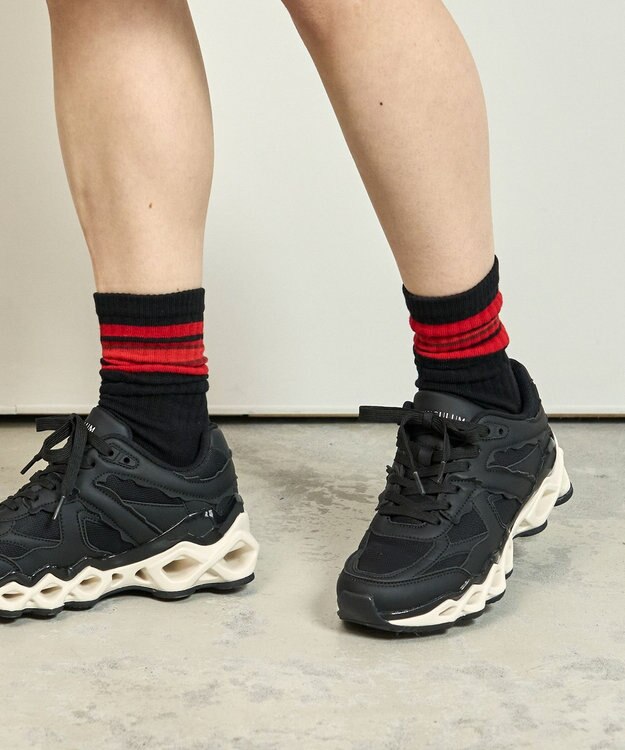 Bridget Birkin 【VINCULUM】中空ソールスニーカー ブラック