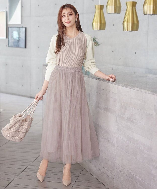 Tiaclasse チュールスカート グレージュ