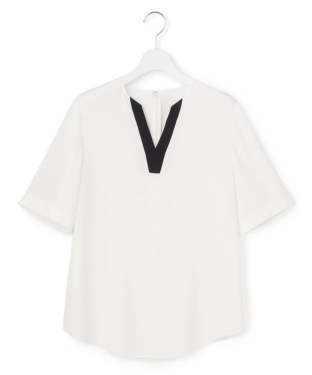 ICB 【先行予約】BackSatinAmunzen 5分袖Vネック配色ブラウス オフホワイト
