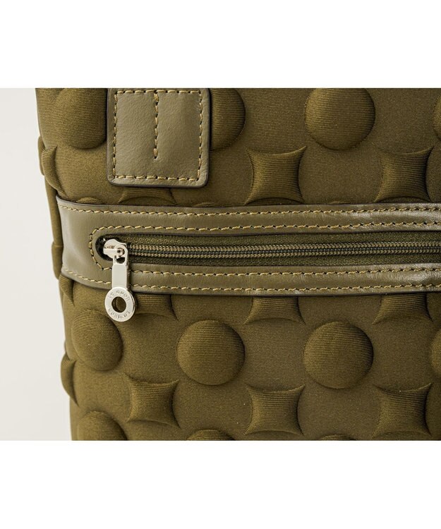 MIYABIYA 【撥水加工】La quoh with kirakaracho 南蛮七宝エンボスボンディング B5ショルダー 鶯(カーキ)