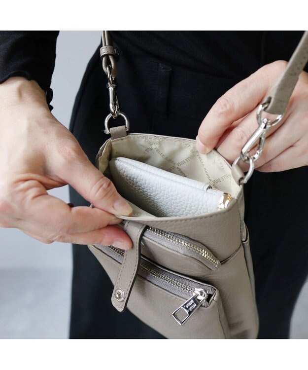 PELLE BORSA スリムポシェット Comfy 6701 トープ