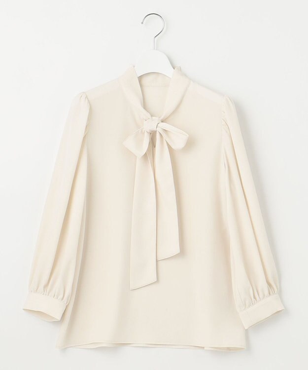 Feroux リボンタイパフスリー ブブラウス アイボリー系