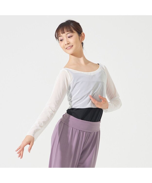 Chacott ショートトップ オフホワイト