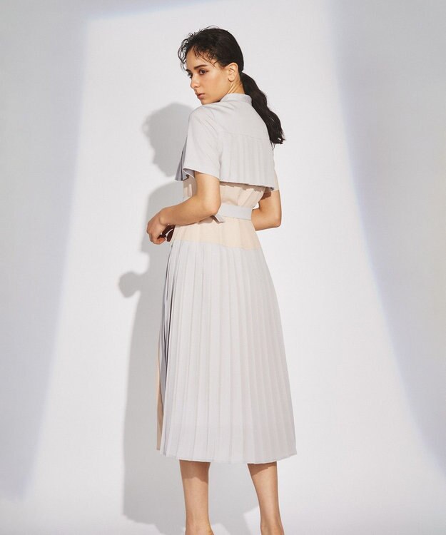 GRACE CONTINENTAL プリーツ配色ワンピース グレー