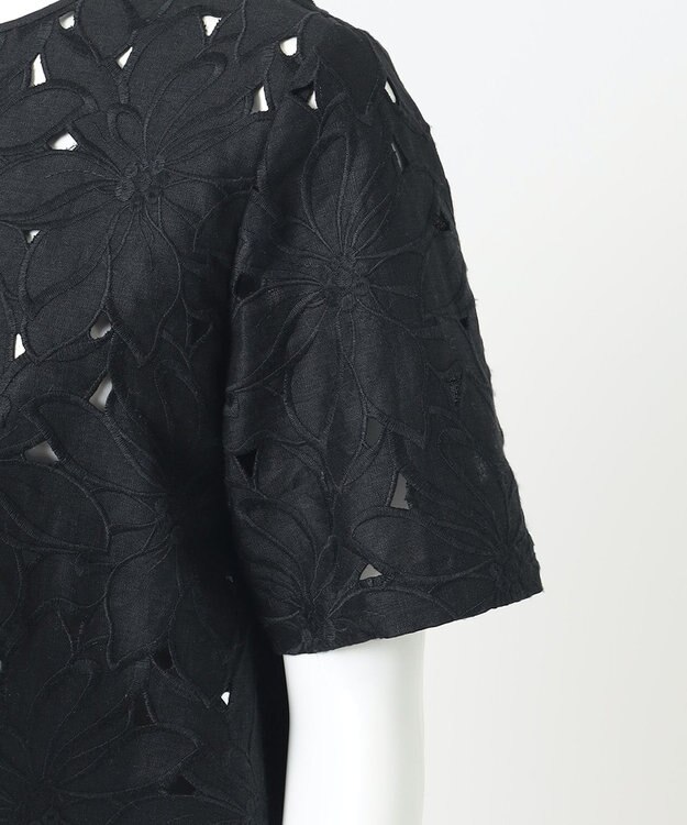 23区 【R(アール)】リネンエンブロイダリー ブラウス ブラック系