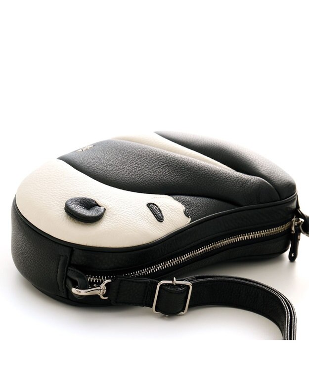 IBIZA アニマーダ　牛革　ショルダーバッグ（パンダ） 黒