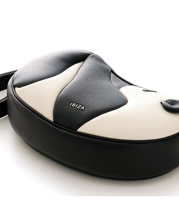 IBIZA アニマーダ　牛革　ショルダーバッグ（パンダ） 黒