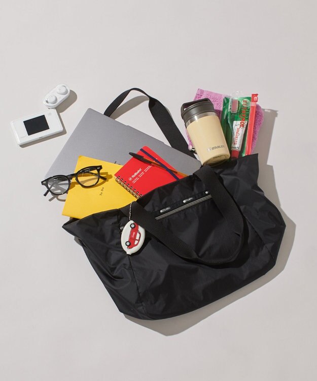 ESSENTIAL E/W ZIPTOP TOTE/ブラックC / LeSportsac | ファッション