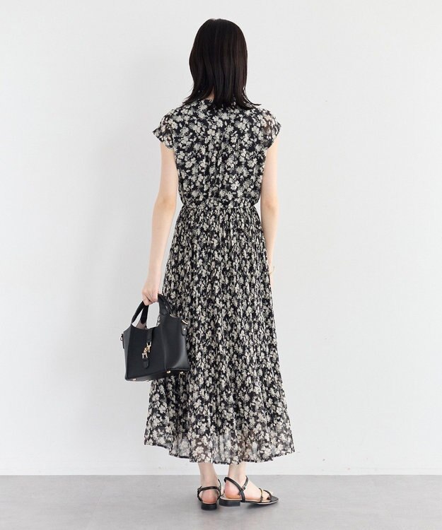 YECCA VECCA 花柄プリーツワンピース Black