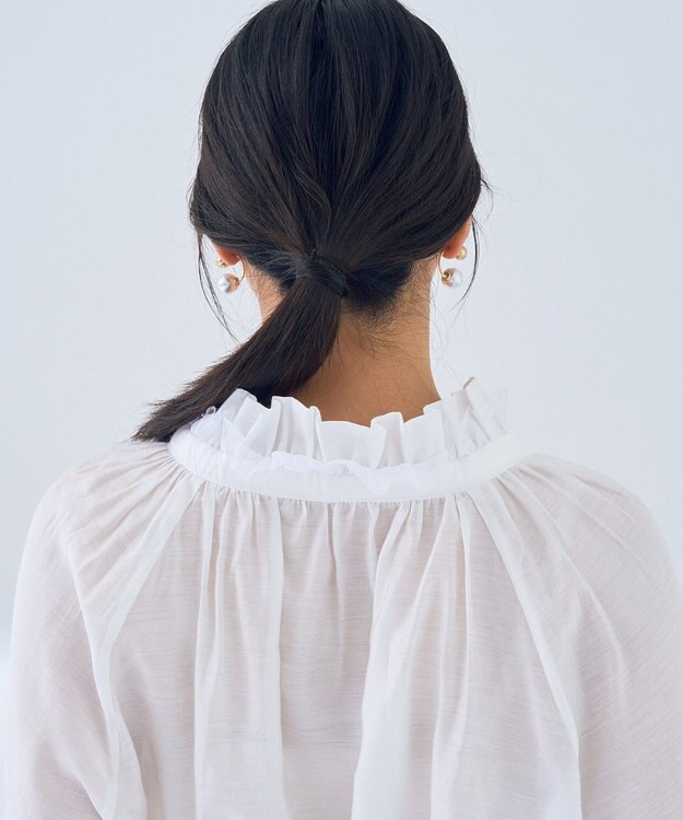 YECCA VECCA スタンドカラーシアーリボンブラウス Off White