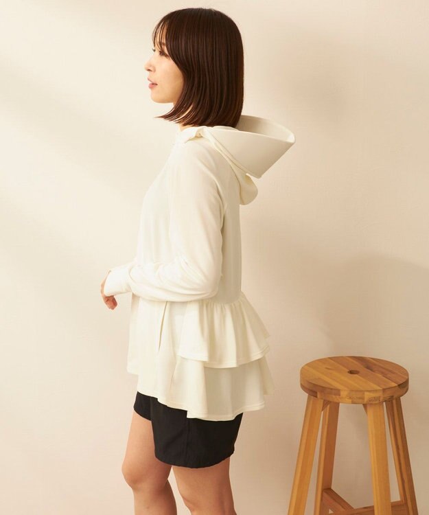 OP／FILA 【ocean pacific】フェイスガード付き バックフリル ラッシュガードパーカー オフホワイト