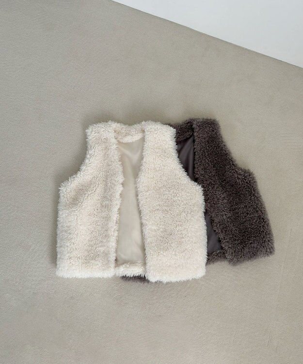 Feroux プードルファーベスト アイボリー系