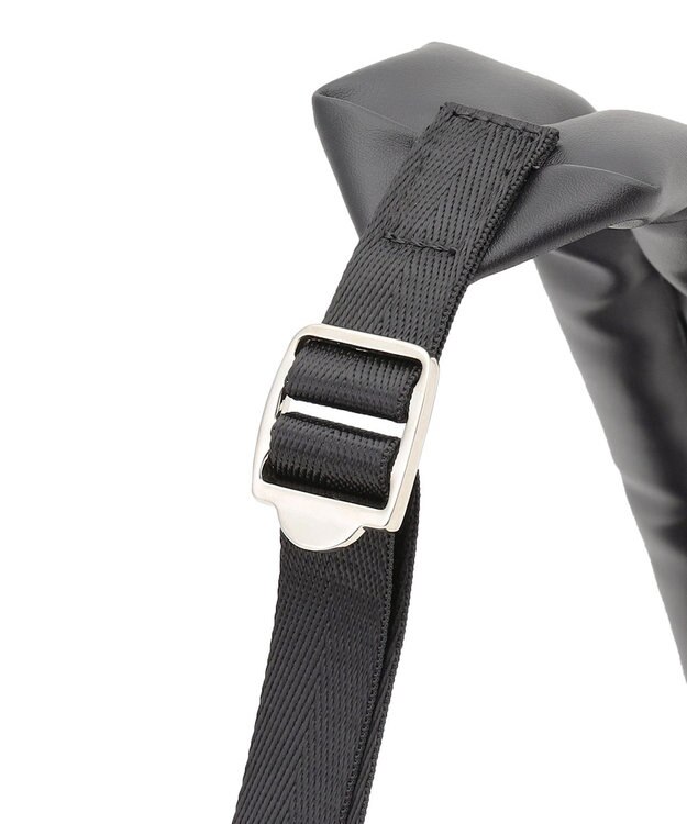 23区 NOMADIS LUCK ショルダーバッグ ブラック系