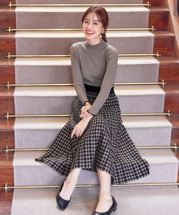 Tiaclasse 【洗える】千鳥柄ニットプリーツワンピース モカ