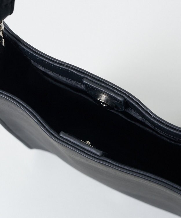 WEGO レザータッチスクエアショルダー 柄1