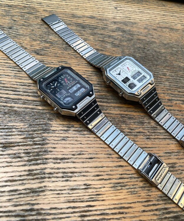 CITIZEN 【復刻デザイン】1982年の「サーモセンサー」を現代風にリバイバル 温度センサー搭載のコンビネーションウオッチ ホワイト