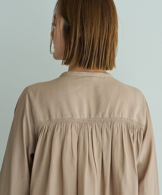 YECCA VECCA ギャザーブラウス Beige