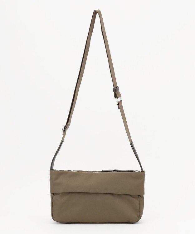 Y'SACCS リサイクルナイロン×カウレザー ラップミニショルダー カーキ