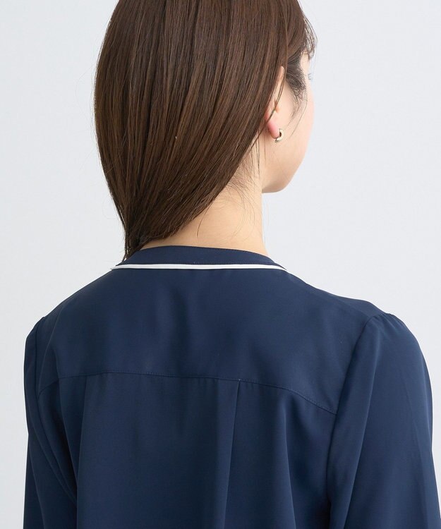 earth music&ecology バイカラータックブラウス Navy