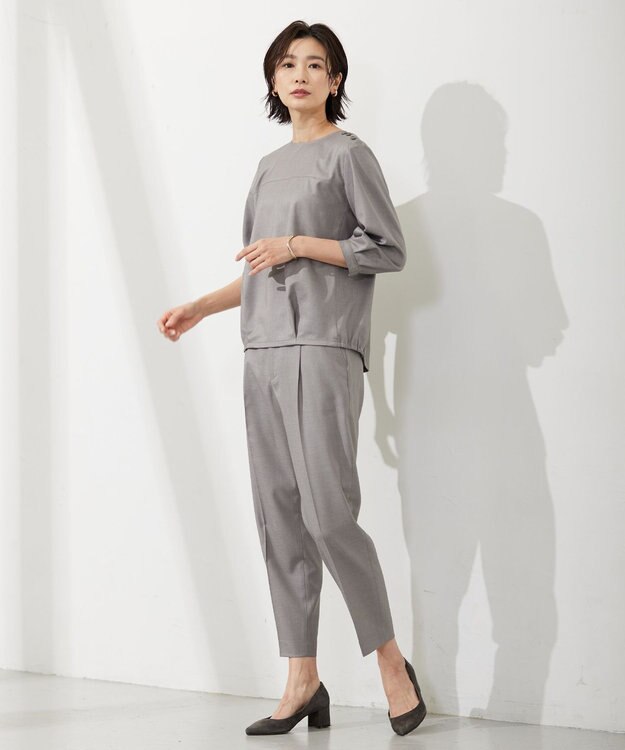 J.PRESS LADIES 【セットアップ対応・洗える・UVケア・速乾】 OXIJEWELストレッチ テーパード パンツ ライトグレー系