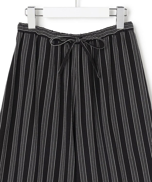 J.PRESS YORK STREET 【WOMEN】リネンストライプ イージーワイド パンツ ブラック系1
