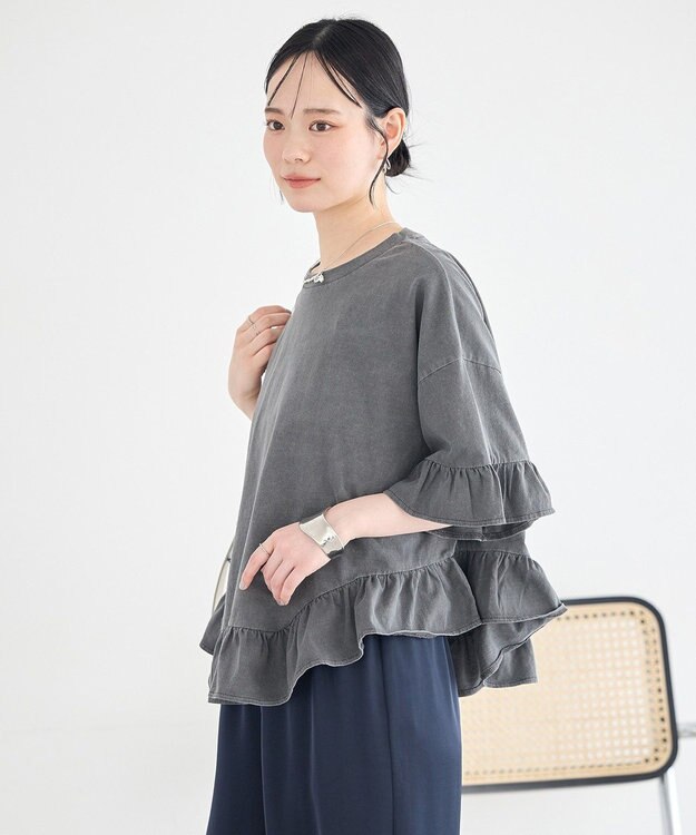 earth music&ecology ピグメントフリルTシャツ Charcoal Gray