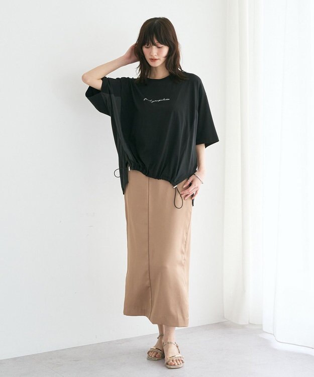 YECCA VECCA 裾ドロストデザインロゴTee Black