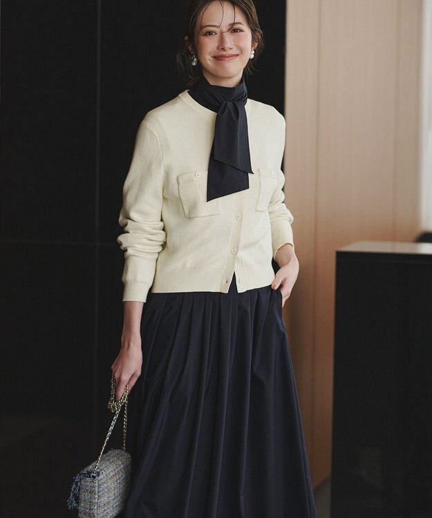 23区 L 【滝沢眞規子さん着用/Oggi掲載】コットンカシミヤ ポケット カーディガン アイボリー系