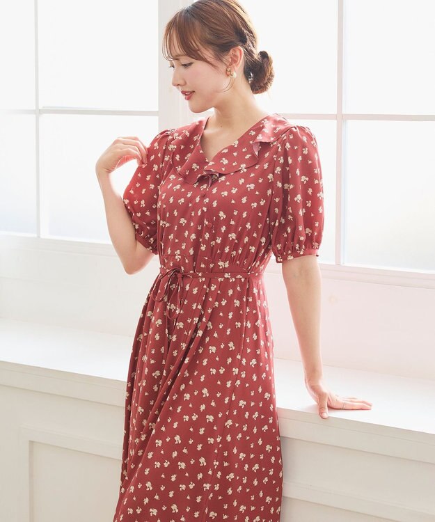 Feroux カシュクールデザイン 小花プリントワンピース レッド系