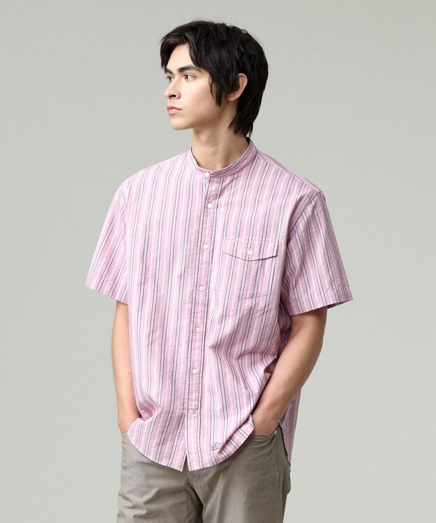 J.PRESS MEN 風が通るシアサッカーの清涼感【吸水速乾 / 高通気性】【クールマックス】サッカ－マルチストライプ シャツ / バンドカラー ピンク系1