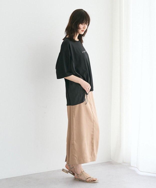 YECCA VECCA 裾ドロストデザインロゴTee Black