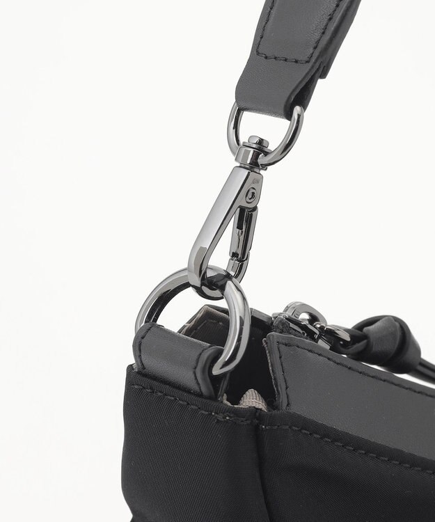 Y'SACCS ツイルナイロン　カーブショルダー　Sサイズ ブラック