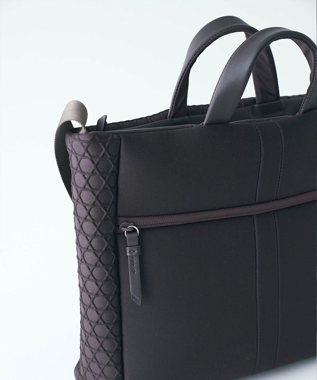 MIYABIYA LAQUOH【撥水加工】篭目柄エンボスボンディング スリム２WAYトート チョコ