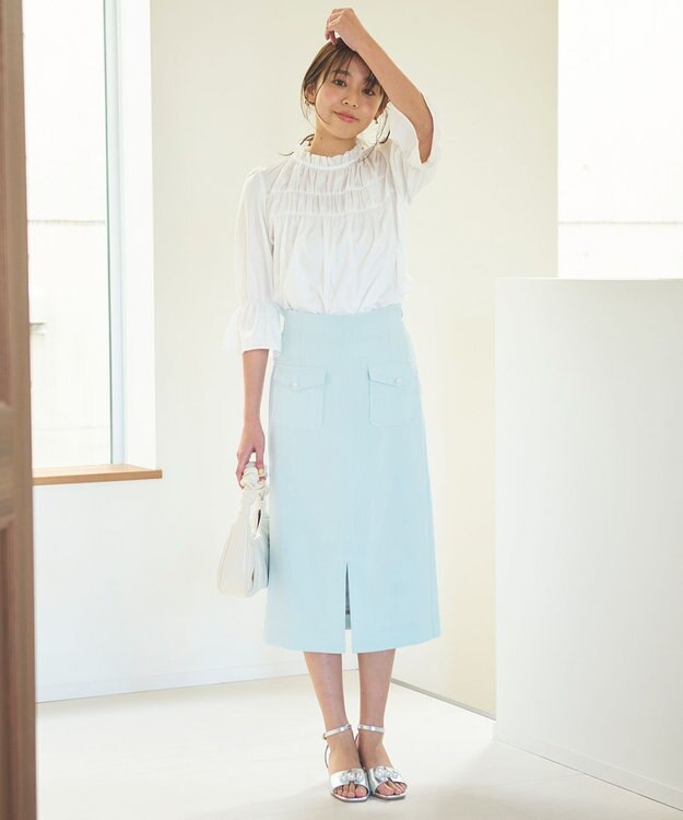 Feroux 【洗える】スタンドネックシャーリング ブラウス ホワイト系