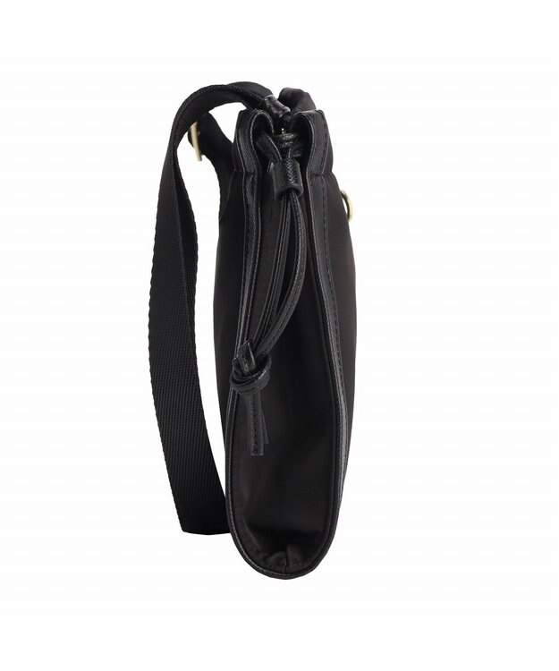 ACE BAGS & LUGGAGE HAyU × ace.  ユッカ ショルダーバッグ 17831 ブラック
