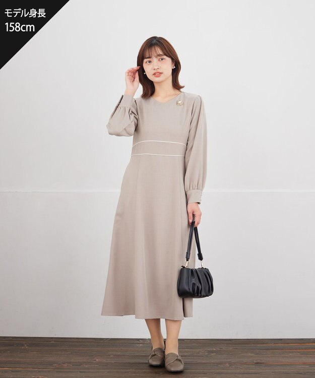 Tiaclasse L パイピングフレアワンピース ベージュ