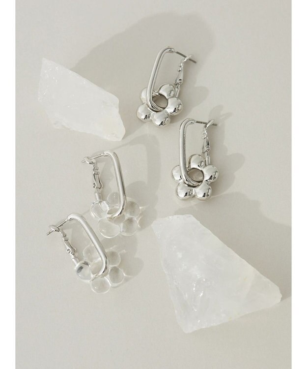 Green Parks ・ＨＡＬＦ　ＴＩＭＥ　２ＷＡＹモノトーンフラワーピアス Silver