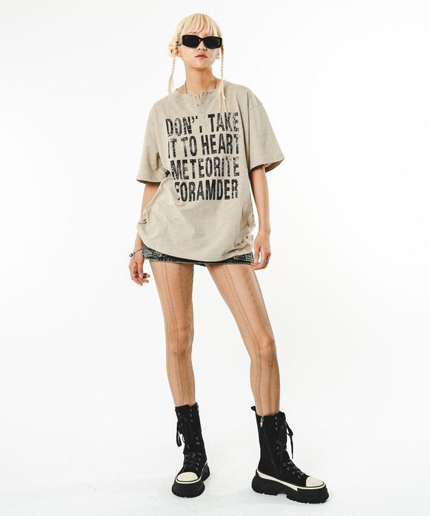 WEGO 【ユニセックス着用ITEM】ビッグロゴスラブヘンリーネックT（SS） ベージュ
