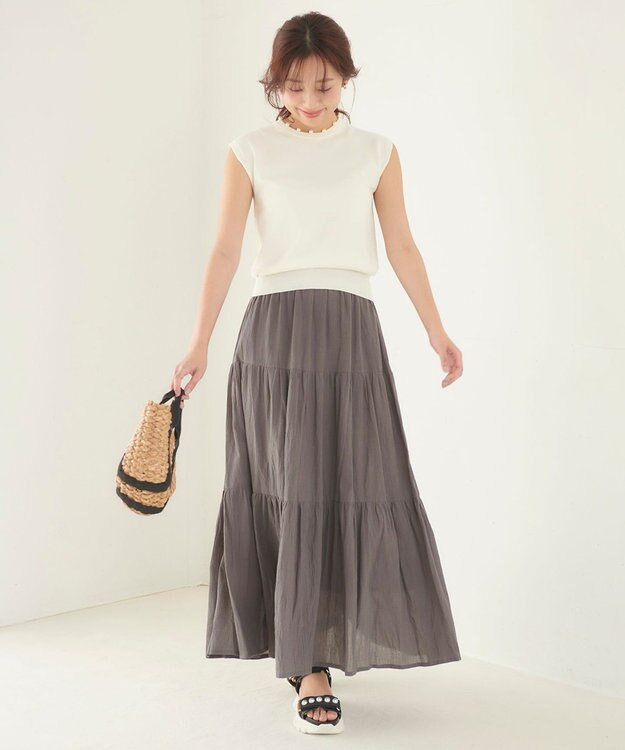 Feroux 【接触冷感】パール付きノースリーブ ニット ホワイト系