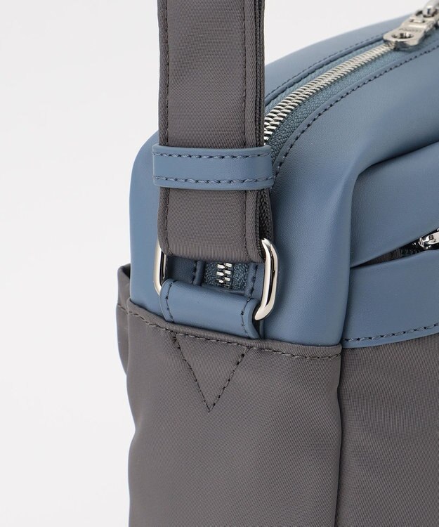 Y'SACCS ブロックモチーフショルダー ブルー【web限定カラー】