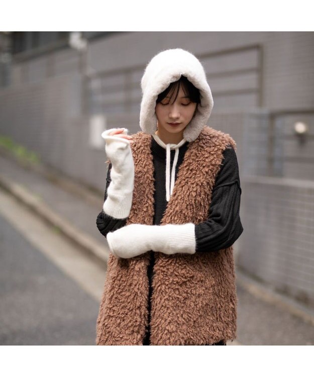 林八百吉商店 un chapeau  アンゴラアームカバー オフ