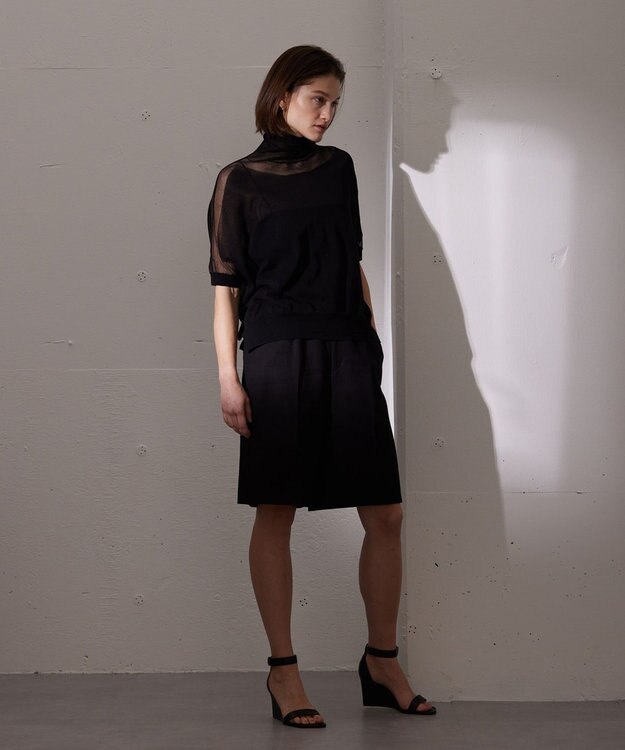 BEIGE， LIANE / タートルプルオーバー Black