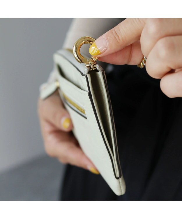 PELLE BORSA L字ファスナーコンパクト長財布 Minato ミナト 3500 アイボリー