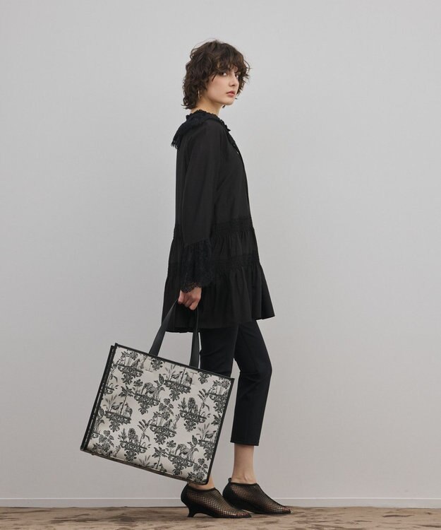 GRACE CONTINENTAL アニマルジャガードトートバッグ キナリ