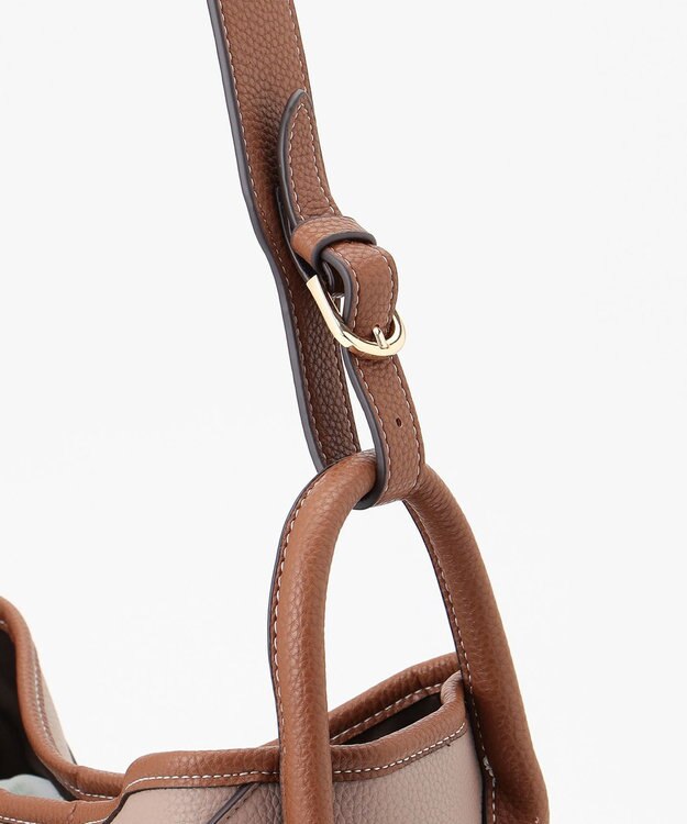 LA BAGAGERIE 【maison vert】 【シュリンク合皮・軽量】変形2WAYバッグ グレー