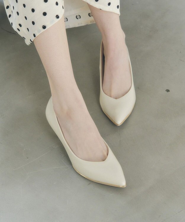 YECCA VECCA メタルラインパンプス Ivory